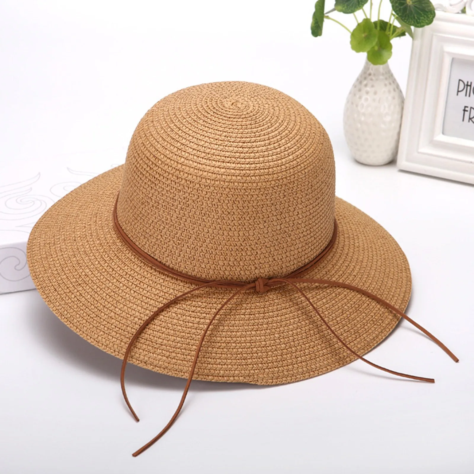 נשים קיץ רחב כובע קש חוף מתקפל שמש כובעים רפוי להפשיל סאן קאפ UPF 50+ כובעי בייסבול החוף כובעים גברים2
